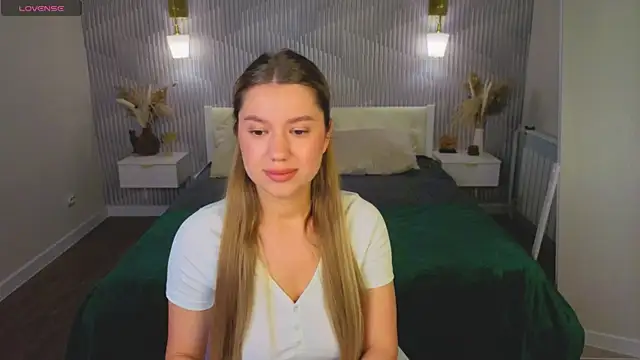 Shakira Lux online show from June 2026 09:00:02 AM