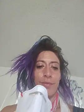 Snapshot of PixieLix chatting on June 2026 10:25:01 PM PixieLix online show from June 2026 10:25:01 PM