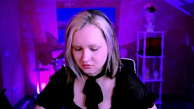 ViolettWoods online show from June 2026 08:20:01 AM