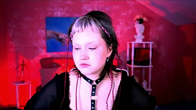 ViolettWoods online show from July 2026 06:29:02 AM
