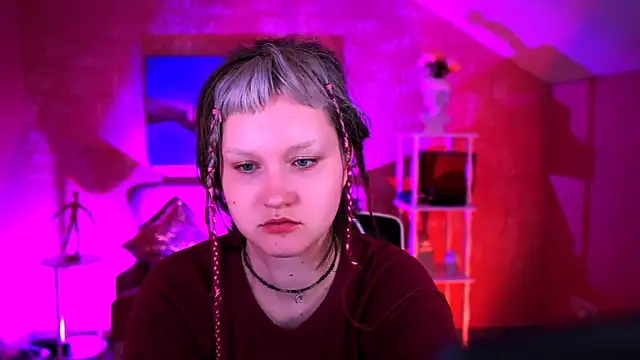ViolettWoods online show from July 2026 06:17:02 AM