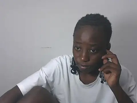 Snapshot of Darkpretty23 chatting on May 2026 02:14:01 PM Darkpretty23 online show from May 2026 02:14:01 PM
