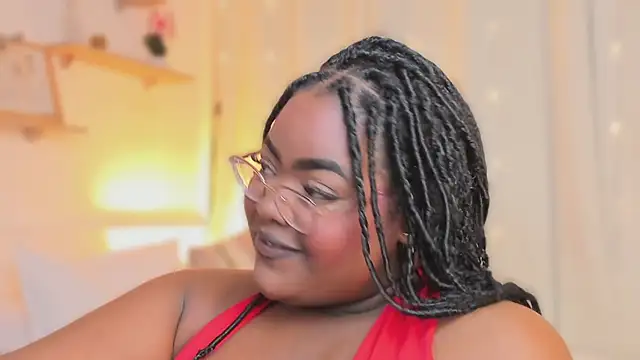 Snapshot of Ayanaa_Ebony_ chatting on May 2026 11:18:02 AM Ayanaa Ebony online show from May 2026 11:18:02 AM