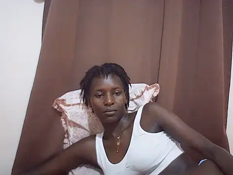 Snapshot of sexy_berry5 chatting on May 2026 12:17:02 AM sexy berry5 online show from May 2026 12:17:02 AM