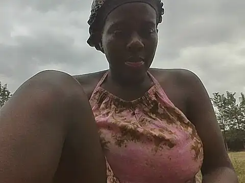 Snapshot of spicy_cherrie chatting on July 2026 02:02:01 PM spicy cherrie online show from July 2026 02:02:01 PM