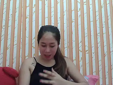 Snapshot of urcherryasian chatting on May 2026 06:20:01 PM urcherryasian online show from May 2026 06:20:01 PM
