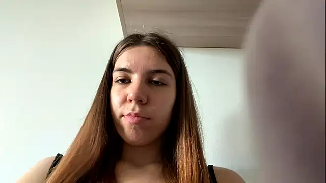 Snapshot of LaurindaStalford chatting on May 2026 01:08:01 PM LaurindaStalford online show from May 2026 01:08:01 PM