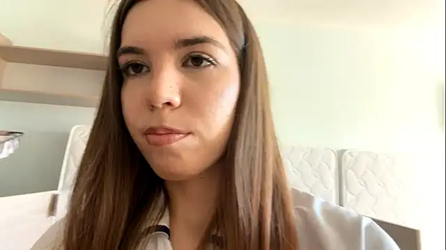 LaurindaStalford online show from July 2026 03:07:01 PM