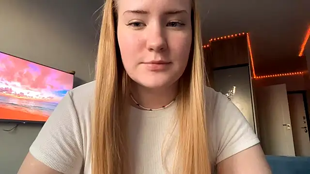 Snapshot of Lisi_Kiss_ chatting on May 2026 06:13:02 PM Lisi Kiss online show from May 2026 06:13:02 PM