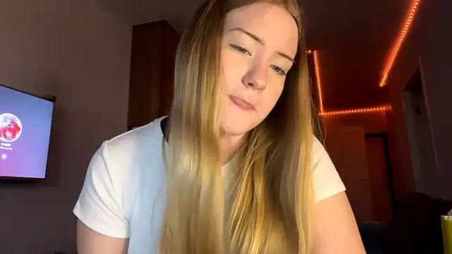 Snapshot of Lisi_Kiss_ chatting on May 2026 06:47:02 PM Lisi Kiss online show from May 2026 06:47:02 PM