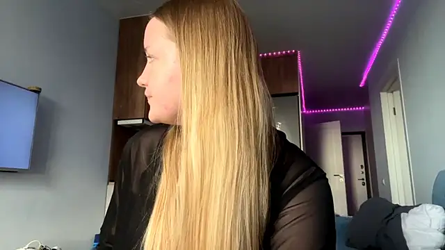 Snapshot of Lisi_Kiss_ chatting on May 2026 04:59:02 PM Lisi Kiss online show from May 2026 04:59:02 PM
