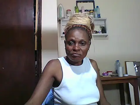 Snapshot of Ebonyqueen4 chatting on June 2026 07:04:02 PM Ebonyqueen4 online show from June 2026 07:04:02 PM