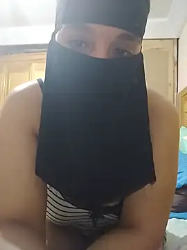 Laty 123 online show from June 2026 05:03:01 PM