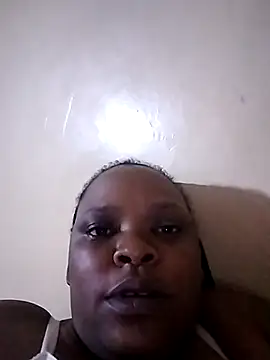 Snapshot of Azizzah chatting on May 2026 07:34:02 PM Azizzah online show from May 2026 07:34:02 PM