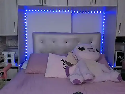 Snapshot of Honniewhitee_ chatting on June 2026 02:53:01 AM Honniewhitee online show from June 2026 02:53:01 AM