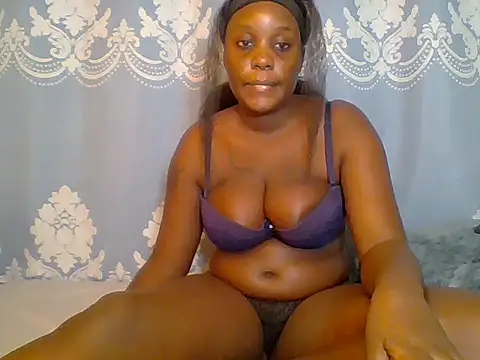 Prettydarkskin002 online show from July 2026 10:52:02 AM