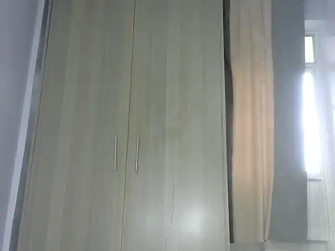 Snapshot of petite_lexiiivv chatting on June 2026 05:30:02 AM petite lexiiivv online show from June 2026 05:30:02 AM