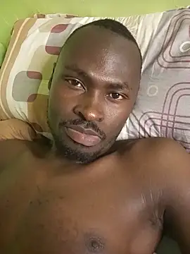 Snapshot of bdick2ke chatting on May 2026 04:37:01 PM bdick2ke online show from May 2026 04:37:01 PM