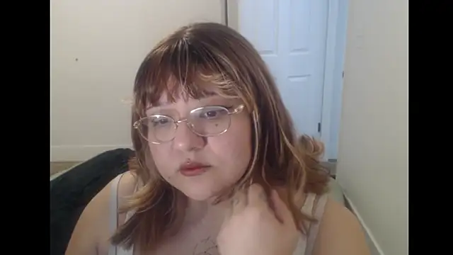 Snapshot of MaevenNectar chatting on July 2026 12:46:01 AM MaevenNectar online show from July 2026 12:46:01 AM