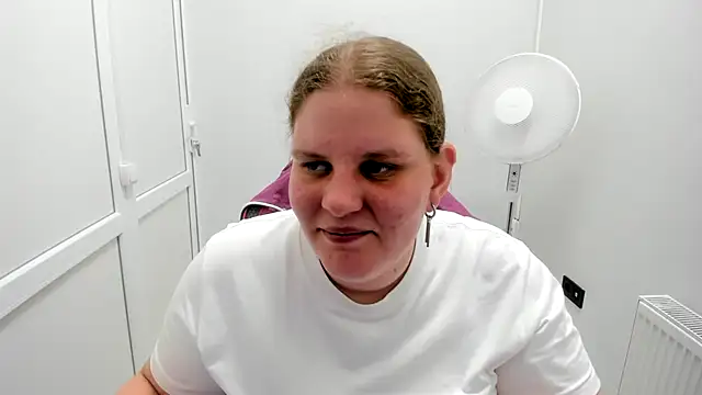 Bella shyy  online show from July 2026 02:21:01 PM