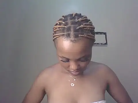 PrettyT5 online show from June 2026 06:07:01 AM