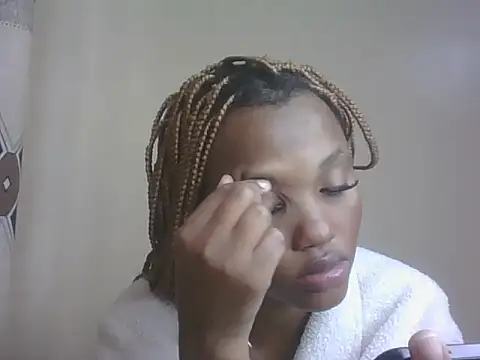 PrettyT5 online show from July 2026 12:43:01 PM