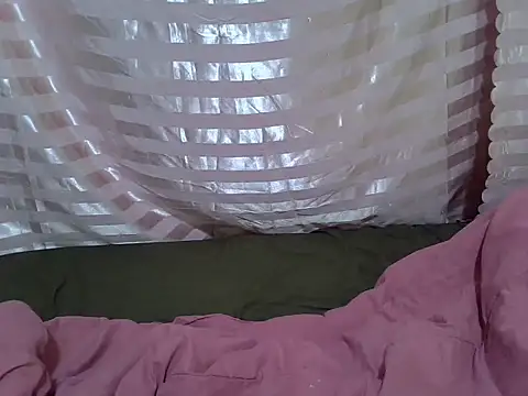 Snapshot of Iveay-cutey chatting on May 2026 01:57:16 AM Iveay-cutey online show from May 2026 01:57:16 AM