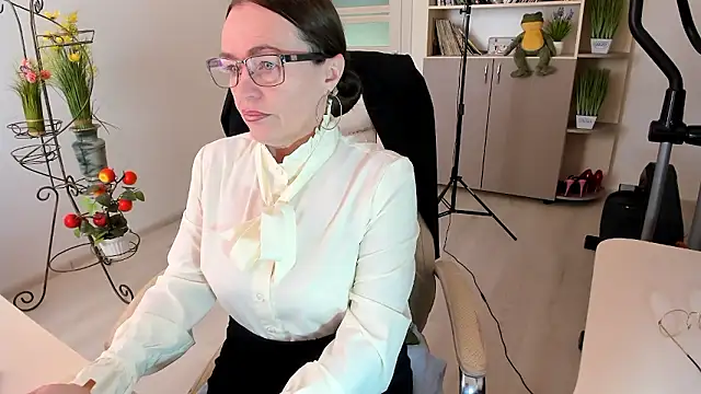 Vika73 online show from January 2026 07:12:01 AM