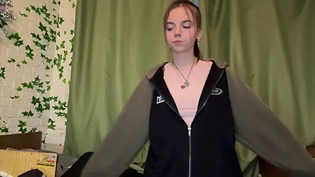 LisaPorse online show from May 2026 06:09:01 PM