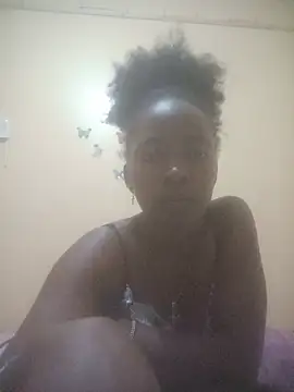 Snapshot of melanie_0x chatting on May 2026 10:15:02 PM melanie 0x online show from May 2026 10:15:02 PM