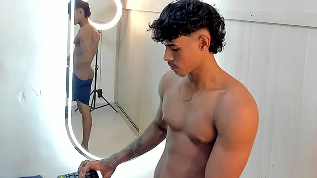 Snapshot of Joao_da_silva19 chatting on May 2026 06:04:01 PM Joao da silva19 online show from May 2026 06:04:01 PM