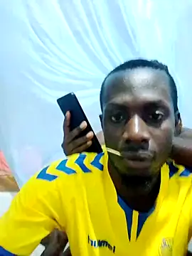 Lawal-Briana online show from May 2026 07:00:02 PM