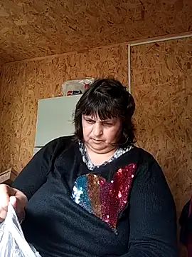 Snapshot of LisichkaOksana chatting on May 2026 12:01:01 PM LisichkaOksana online show from May 2026 12:01:01 PM