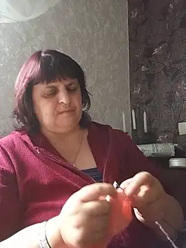 Snapshot of LisichkaOksana chatting on June 2026 07:22:01 AM LisichkaOksana online show from June 2026 07:22:01 AM