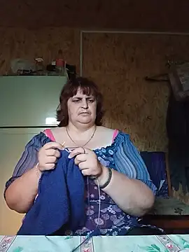 Snapshot of LisichkaOksana chatting on July 2026 05:37:02 PM LisichkaOksana online show from July 2026 05:37:02 PM