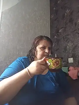 Snapshot of LisichkaOksana chatting on July 2026 11:49:02 AM LisichkaOksana online show from July 2026 11:49:02 AM