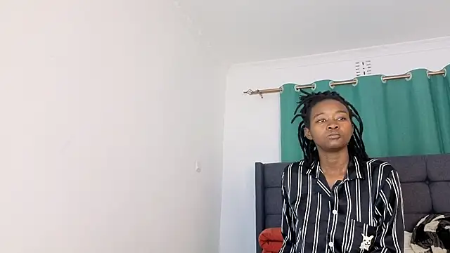 Dream Girlz online show from July 2026 07:06:02 PM