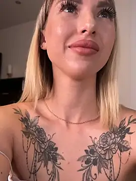 TeaseBabeXXX online show from June 2026 10:29:01 PM
