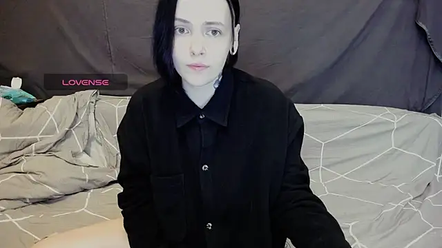 Polly Megan online show from June 2026 08:39:02 PM