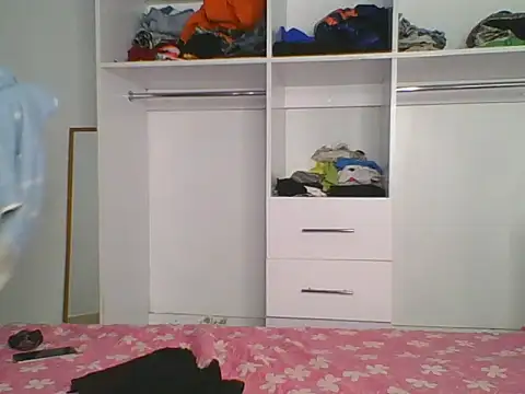 Snapshot of Sasseiqueen_ chatting on June 2026 08:11:01 PM Sasseiqueen online show from June 2026 08:11:01 PM