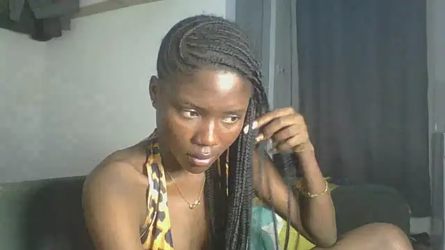 Snapshot of Ebony-Candy chatting on June 2026 06:18:02 PM Ebony-Candy online show from June 2026 06:18:02 PM