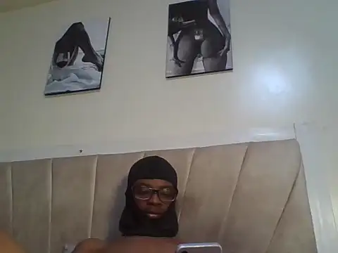 freakyboy255 online show from July 2026 03:38:01 PM