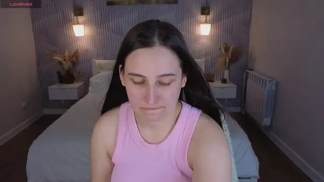 Elizabet Colllins online show from July 2026 09:12:01 AM