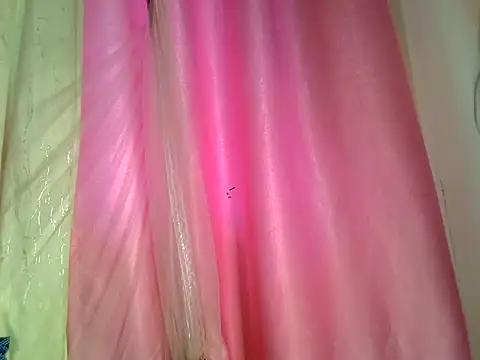 Sexy strawberina online show from July 2026 10:55:01 AM