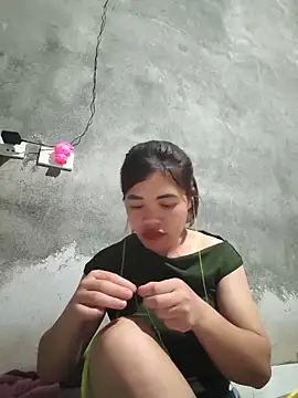 Emma-sin online show from May 2026 01:17:02 PM