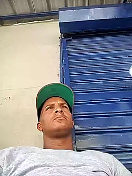 luis391986 online show from May 2026 02:12:02 PM