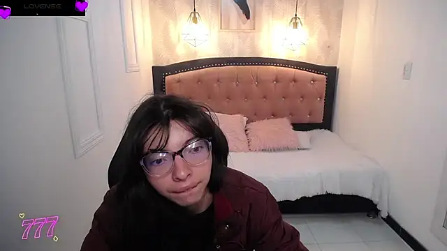 Allyshon  online show from July 2026 08:25:01 PM