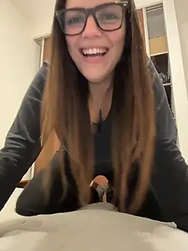 lilylovelesss online show from June 2026 04:04:01 AM