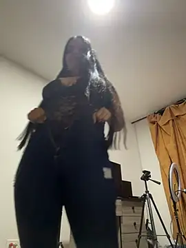 NoahJade online show from July 2026 01:01:01 AM