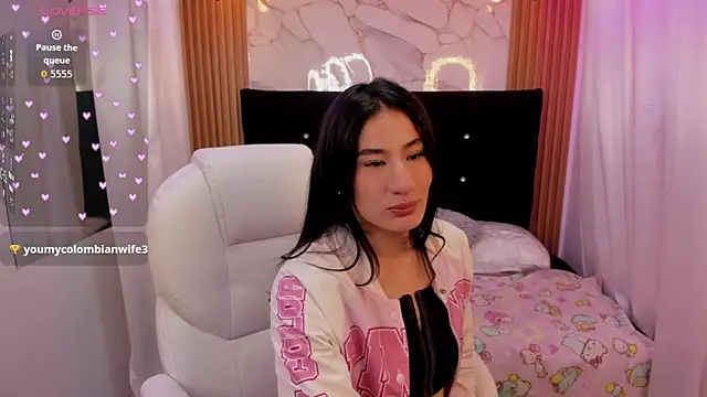 Snapshot of Sara_Sweet03 chatting on May 2026 01:50:02 PM Sara Sweet03 online show from May 2026 01:50:02 PM